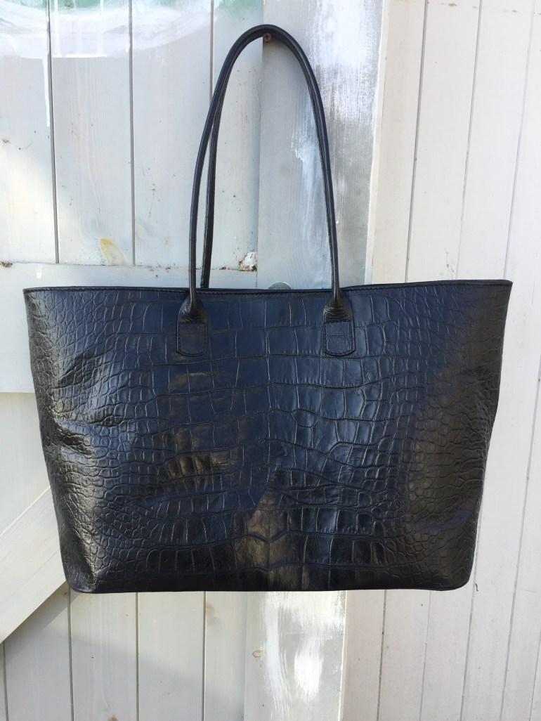 croc tote fritha.jpg